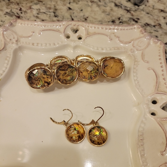 Pretty Abalone Shell Drop Earrings and Bracelet - Picture 4 of 5